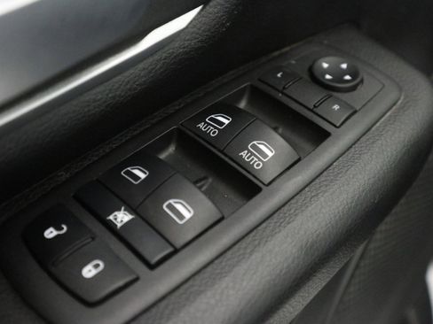 Used 2022 RAM 1500 Big Horn image 34