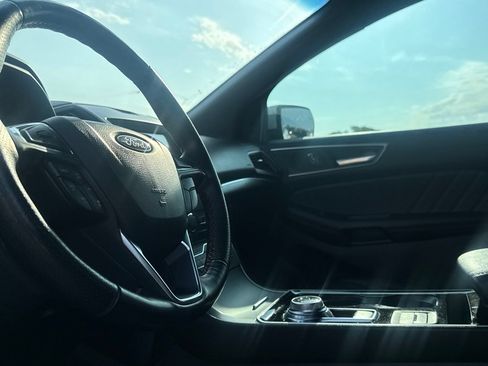 Used 2020 Ford Edge ST-Line FWD image 40