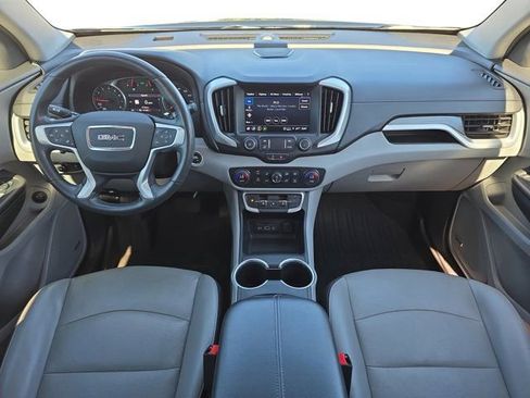 Used 2022 GMC Terrain SLT w/ Infotainment Package II image 9