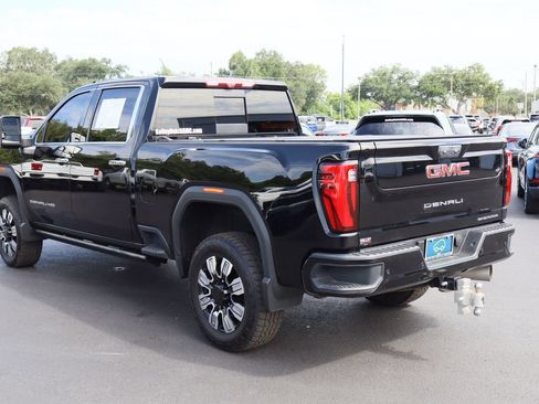 Certified 2024 GMC Sierra 3500 Denali w/ Denali Reserve Package AWD/4WD image 7