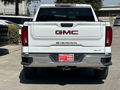 Used 2024 GMC Sierra 1500 SLT AWD/4WD image 8