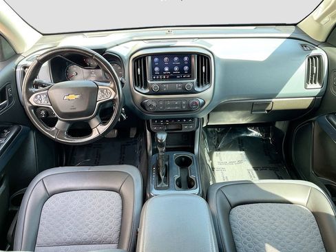 Used 2022 Chevrolet Colorado Z71 w/ Safety Package AWD/4WD image 21