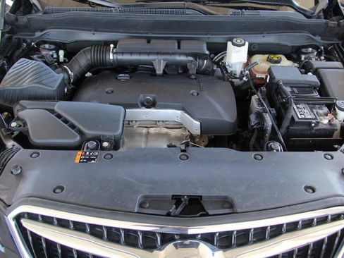 Used 2020 Buick Envision Essence w/ Experience Buick Package FWD image 36
