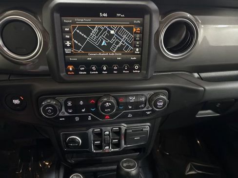 Used 2023 Jeep Wrangler Unlimited Sahara w/ LED Lighting Group AWD/4WD image 20