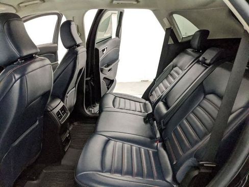 Certified 2022 Ford Edge SEL w/ Sport Appearance Package AWD/4WD image 16
