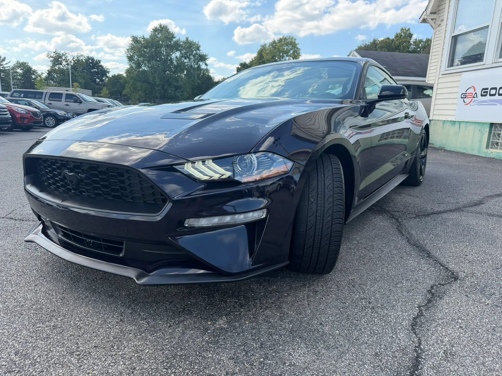 Used 2022 Ford Mustang Coupe w/ Black Accent Package RWD image 9