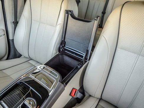 Used 2015 Jaguar XJ L Portfolio image 38