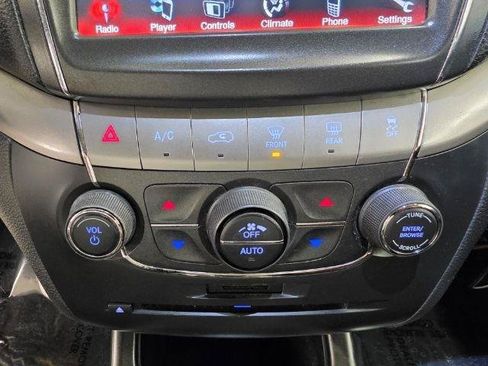 Used 2018 Dodge Journey Crossroad FWD image 15
