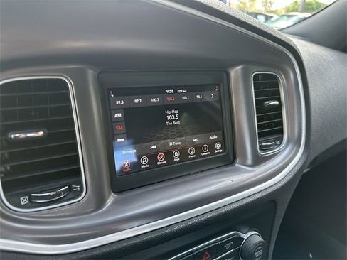Used 2022 Dodge Charger SXT image 12
