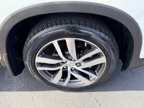 Used 2016 Honda Pilot Touring image 15