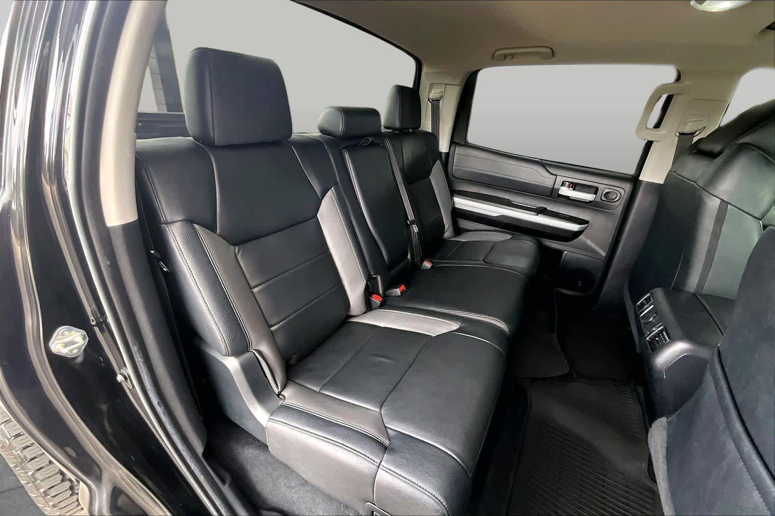 Used 2021 Toyota Tundra Limited w/ Limited Premium Package AWD/4WD image 21