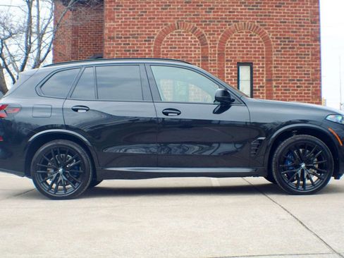 Used 2024 BMW X5 M60i image 4