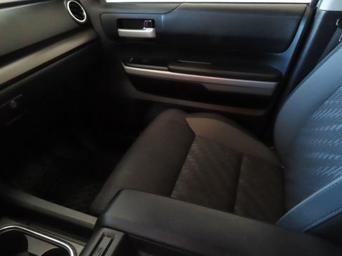 Used 2019 Toyota Tundra SR5 w/ SR5 Upgrade Package image 21