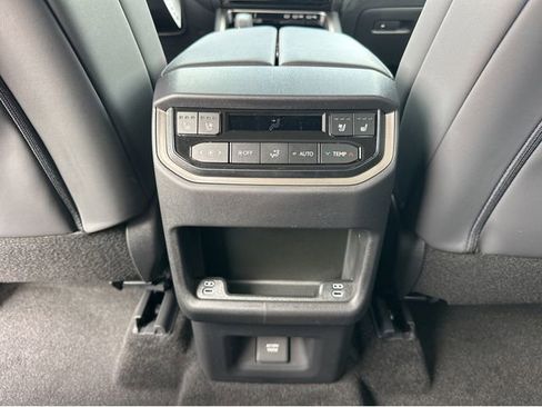 New 2026 Lexus TX 500h AWD image 24