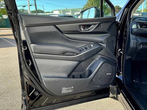 New 2025 Subaru Ascent Bronze Edition image 10