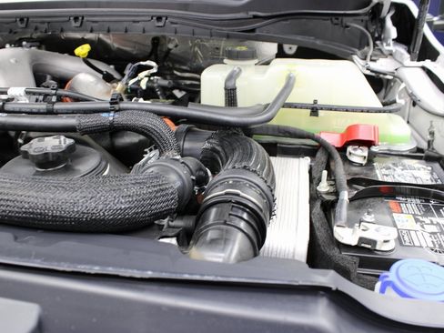 Used 2025 Ford F450 Platinum w/ FX4 Off-Road Package image 34