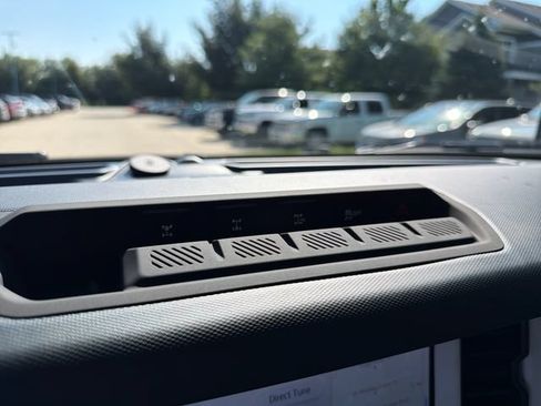 New 2026 Ford Bronco Heritage Edition AWD/4WD image 27