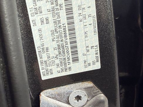 Used 2015 Ford Escape SE FWD image 26