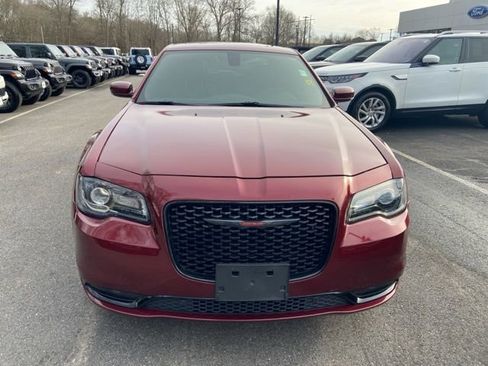 Used 2022 Chrysler 300 S image 9