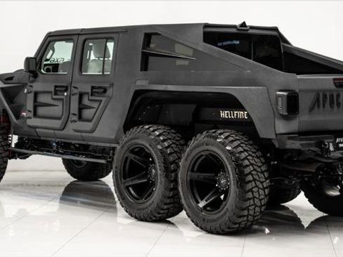 Used 2025 Jeep Gladiator Sport image 5