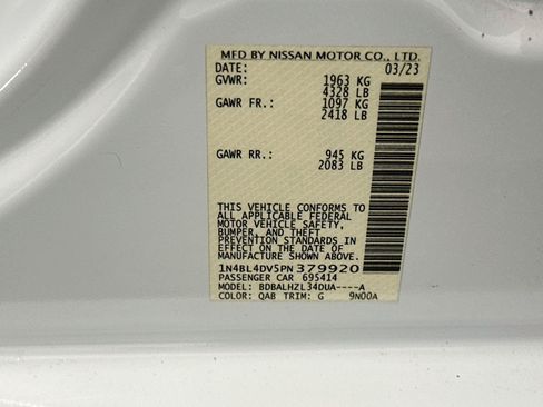 Used 2023 Nissan Altima 2.5 SV FWD image 12
