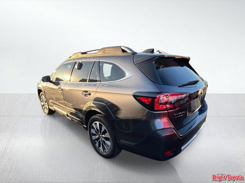 Used 2023 Subaru Outback Touring XT AWD/4WD image 3
