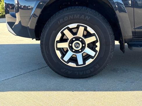 Used 2024 Toyota 4Runner TRD Off-Road image 30