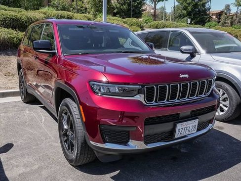 Used 2026 Jeep Grand Cherokee L Laredo RWD image 2