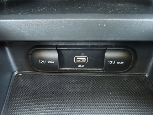 Used 2021 Kia Soul GT-Line FWD image 6
