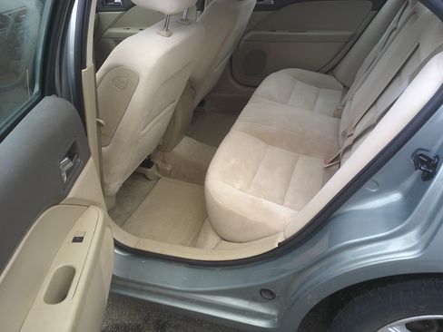 Used 2009 Ford Fusion SE image 11
