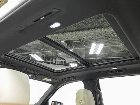 Used 2024 Cadillac Escalade Sport w/ LPO, ONYX Package image 25