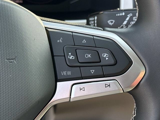 Used 2023 Volkswagen Atlas SE w/ Panoramic Sunroof Package AWD/4WD image 19