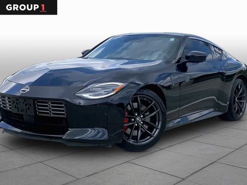 Used 2025 Nissan Z Performance w/ Floor Mat Package RWD image 1