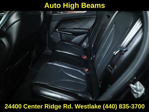 Used 2019 Lincoln MKC Reserve w/ MKC Climate Package FWD image 14