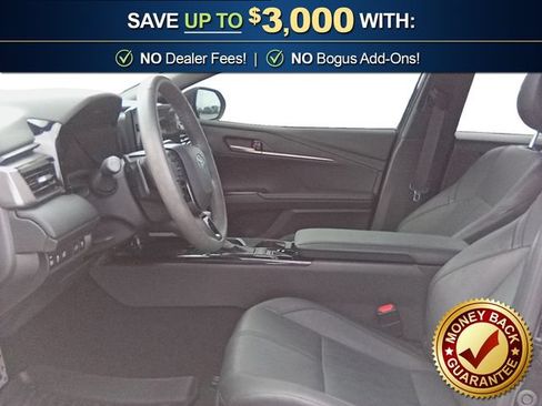 Used 2025 Toyota Camry XSE FWD image 14