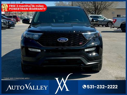 Used 2022 Ford Explorer ST w/ Equipment Group 401A image 2
