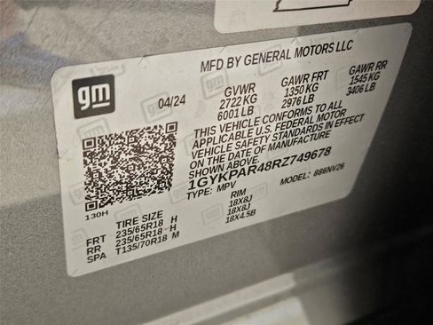 Used 2024 Cadillac XT6 Luxury w/ LPO, Floor Liner Package FWD image 10