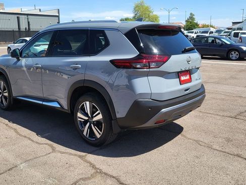 Used 2022 Nissan Rogue SL w/ SL Premium Package image 6