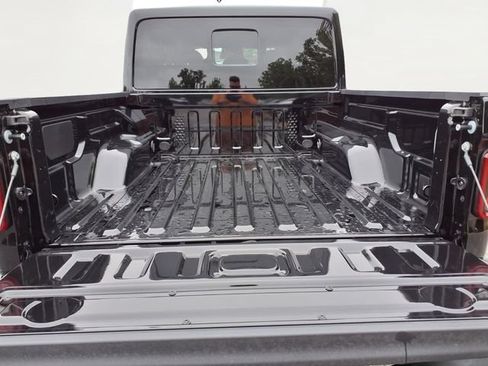 New 2026 Jeep Gladiator Mojave AWD/4WD image 5
