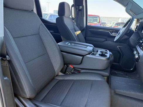 Certified 2025 GMC Sierra 1500 SLE w/ X31 Off-Road Package image 37