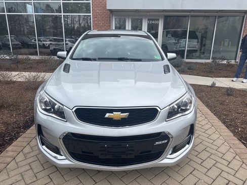 Used 2016 Chevrolet SS image 2