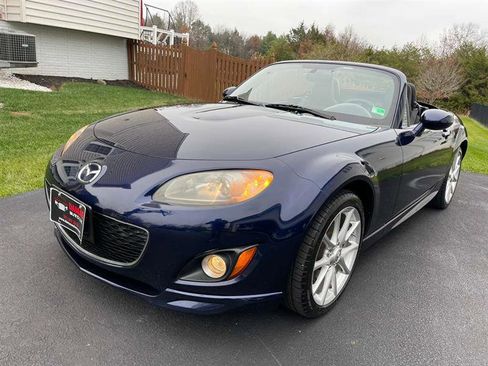 Used 2012 MAZDA MX-5 Miata Touring w/ Appearance Pkg image 26