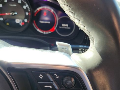 Used 2021 Porsche Cayenne w/ Premium Package image 35