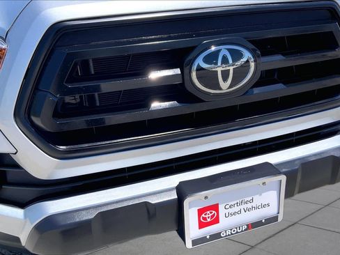 Used 2023 Toyota Tacoma SR AWD/4WD image 29