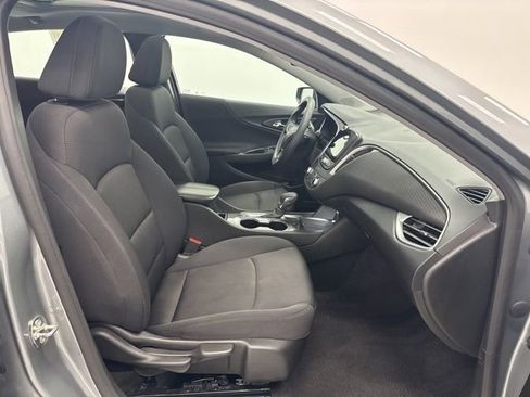 Used 2024 Chevrolet Malibu LT image 28