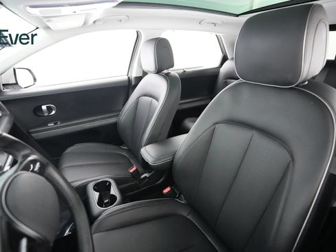 Used 2024 Hyundai Ioniq 5 Limited RWD image 4
