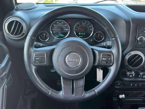 Used 2015 Jeep Wrangler Unlimited Sport w/ Quick Order Package 24S AWD/4WD image 15