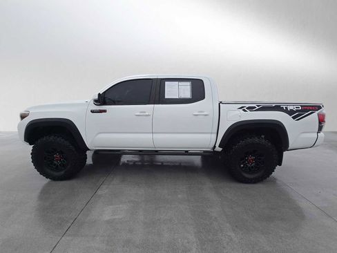 Used 2017 Toyota Tacoma TRD Pro AWD/4WD image 7