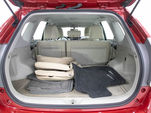 Used 2014 Toyota Prius V Three FWD image 9