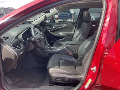 Used 2018 Chevrolet Malibu Premier image 11